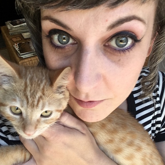 Meet your Posher, Molly - Picture 2 of 3